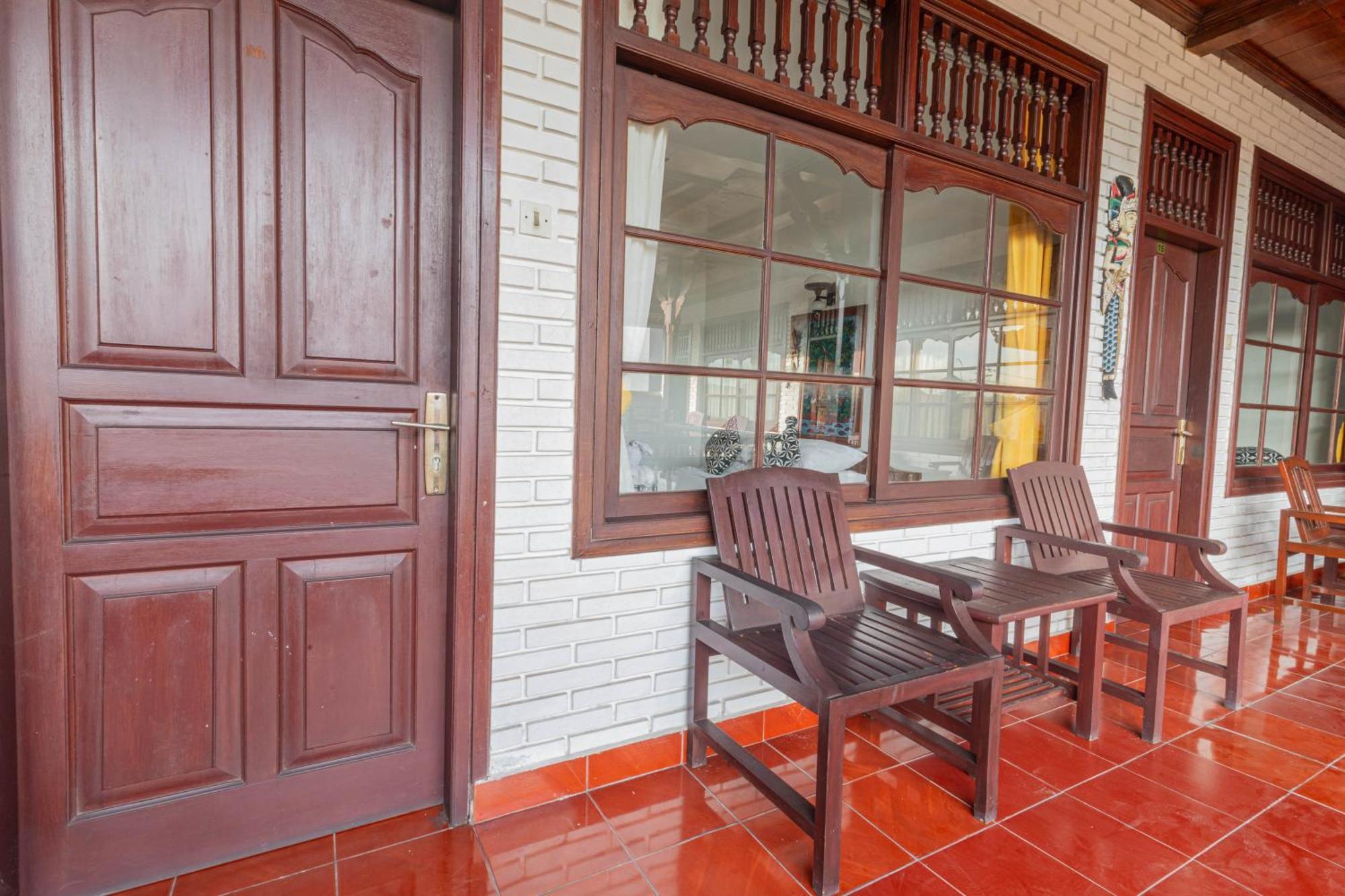 Puri Mango Guest House Sanur Экстерьер фото