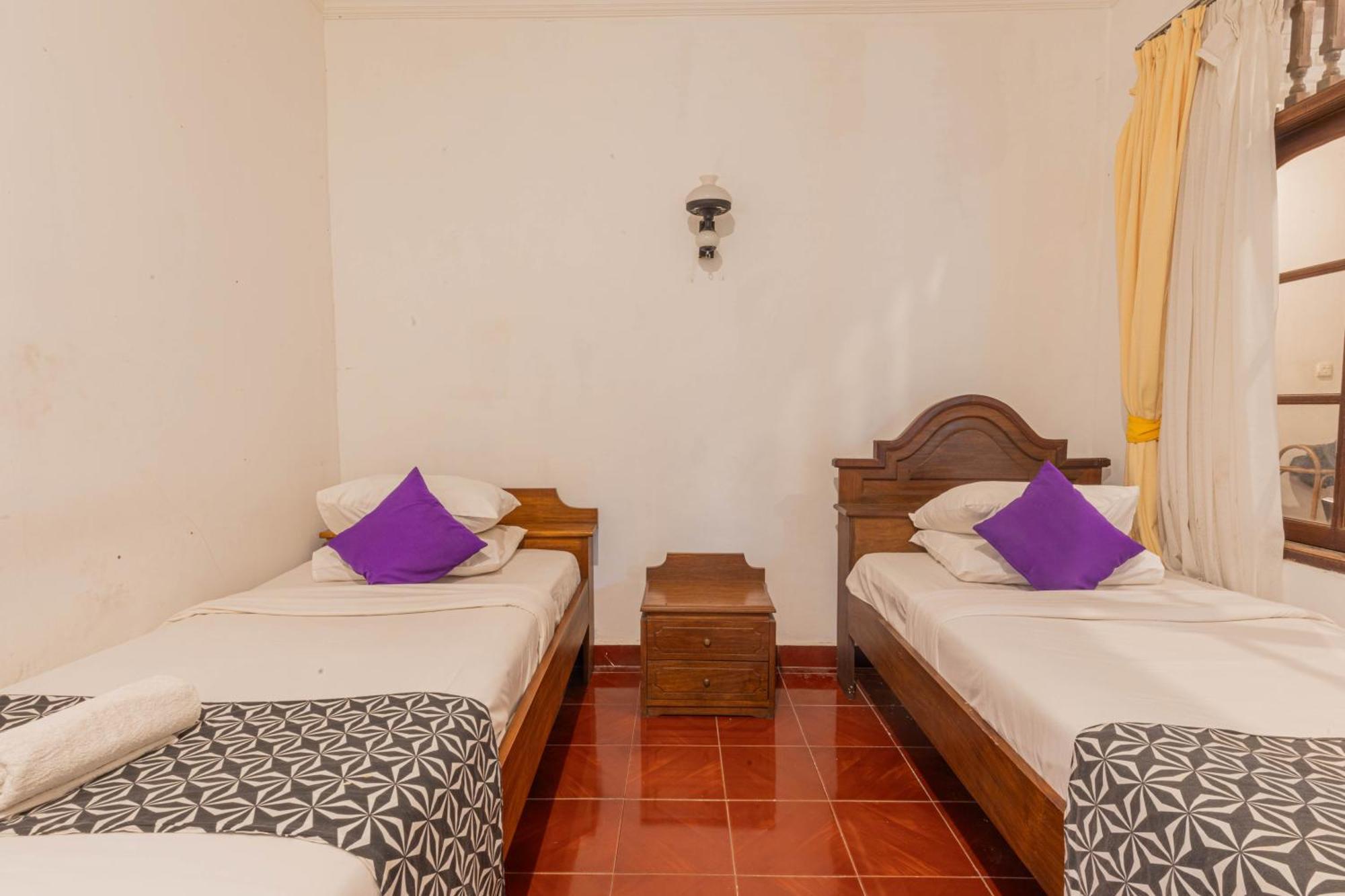 Puri Mango Guest House Sanur Экстерьер фото